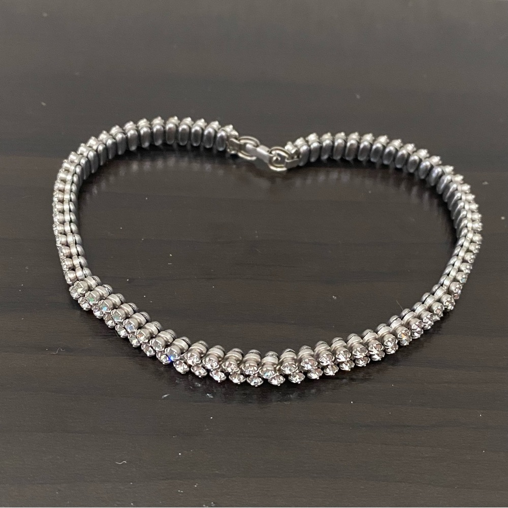 Vintage Clear Rhinestones Silver-tone Expandable Choker Necklace - Picture 5 of 16